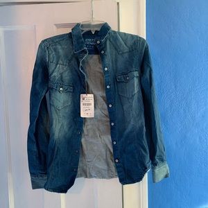 Faded demin button up